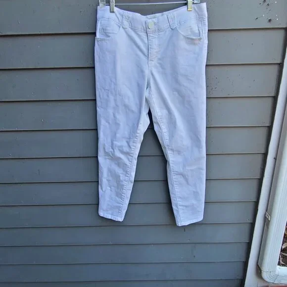 Democracy White Jeans size 8 - Picture 12 of 12